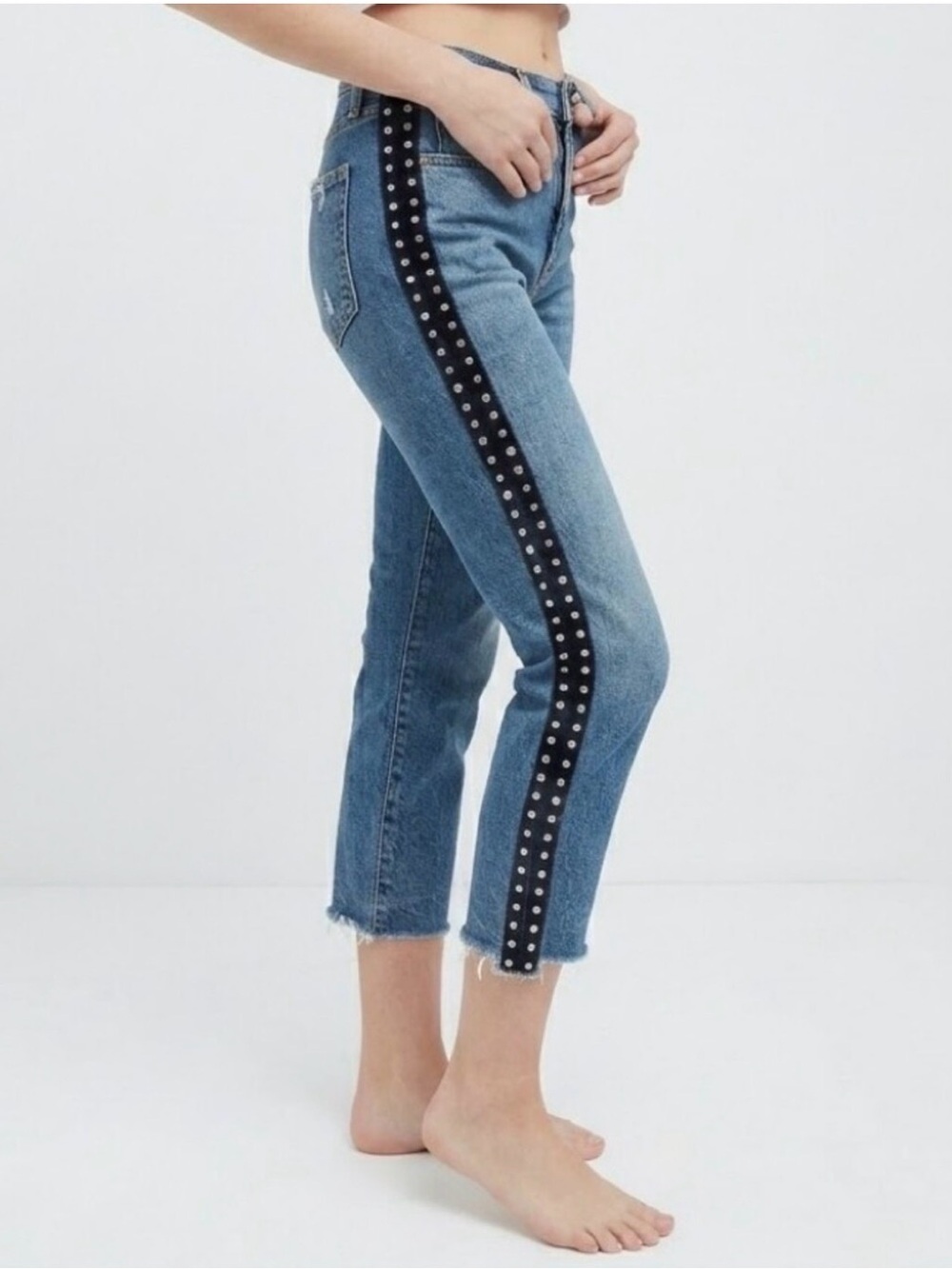 Veronica Beard Ines' Girlfriend  Jeans Size 28 High Waisted Rhinestone Studded
